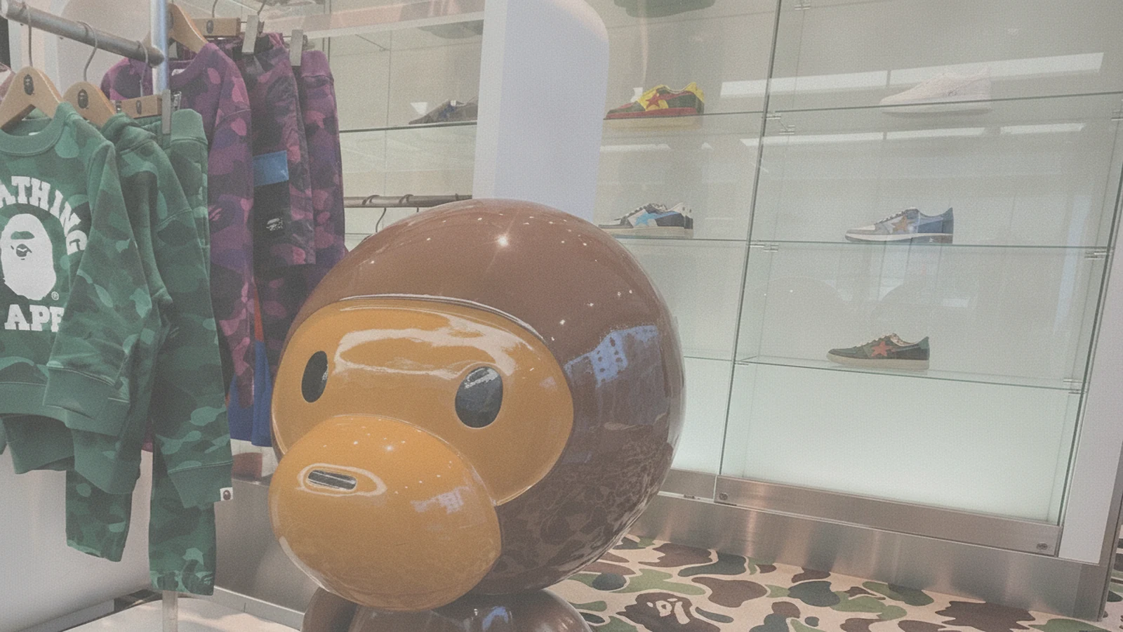 BAPEXCLUSIVE™ AOYAMA 히어로 이미지